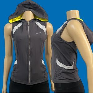 Bebe Sport BBSP Ruched Stripe Vest Full Zipper closure side pockets gray Medium